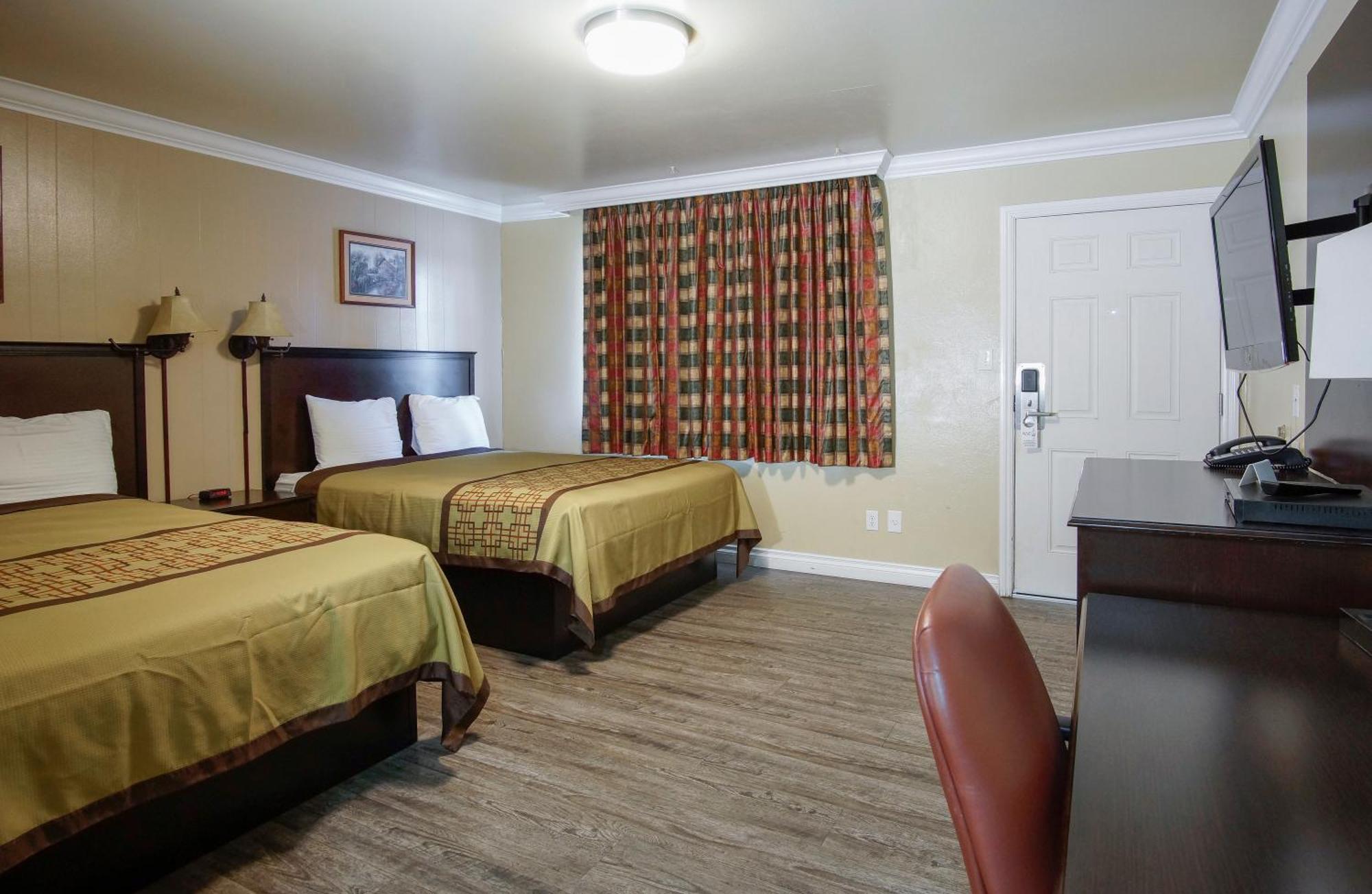 Charm & Motel Burney