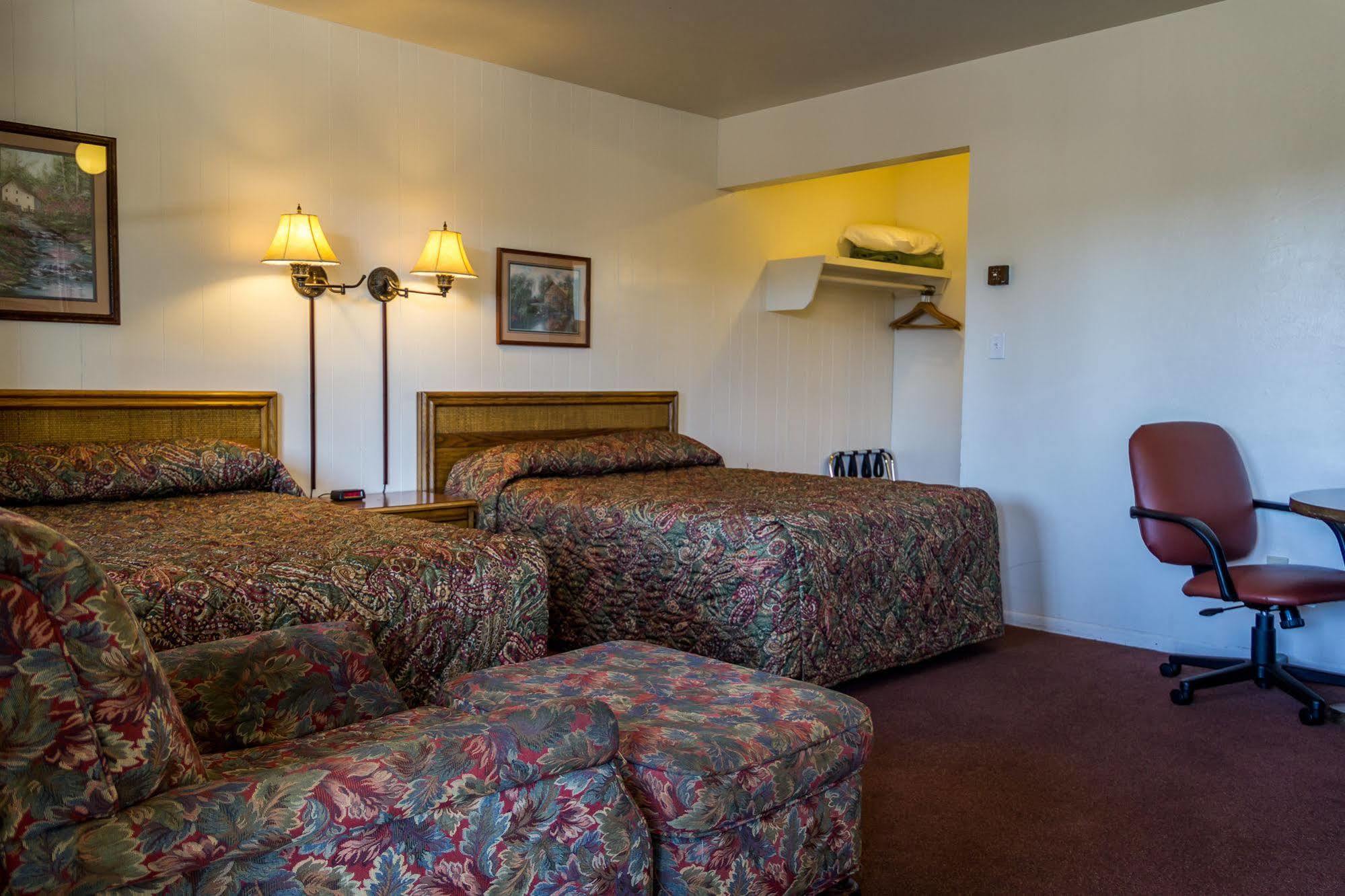 Motel Charm &
